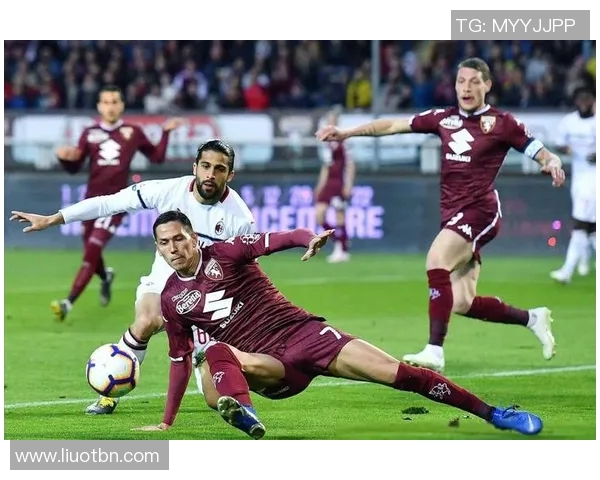 意甲精彩对决萨索洛主场迎战都灵力争三分 意甲精彩对决萨索洛主场迎战都灵力争三分