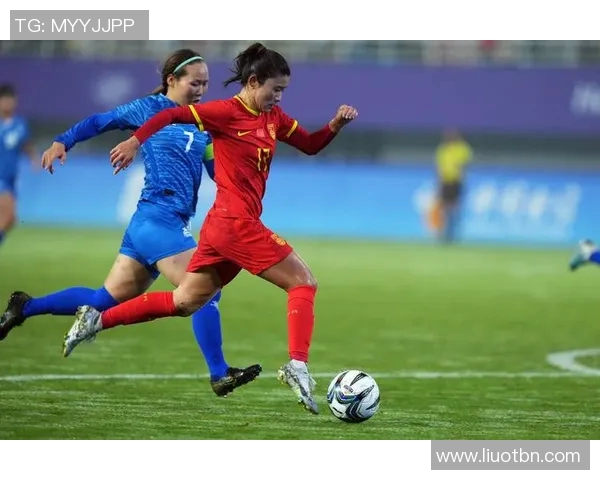 新加坡女子足球队迎战蒙古队展现实力与风采的精彩对决