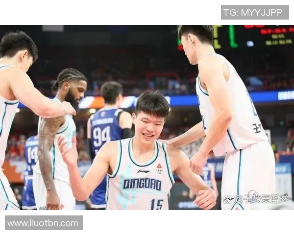 韩国队小胜菲律宾队1比0成功晋级展现强大实力与团队默契 韩国队小胜菲律宾队1比0成功晋级展现强大实力与团队默契