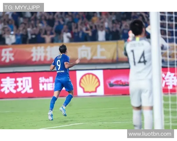 2018年苏宁与国安激战回顾球迷心中的经典对决与精彩瞬间